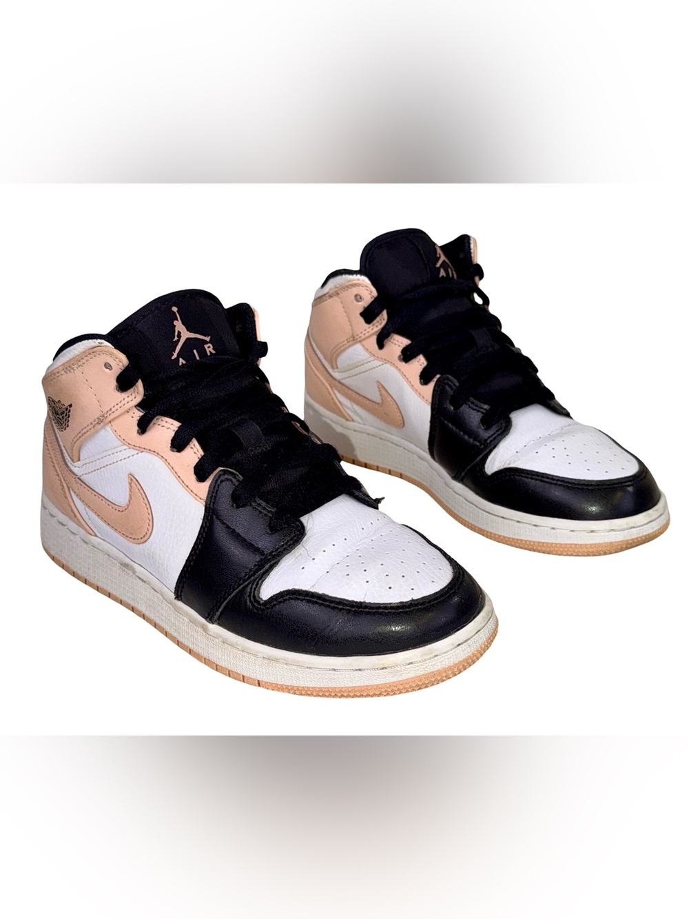 AIR JORDAN 1 MID SNEAKERS IN CRIMSON TINT/BLACK TOE COLOR WAY